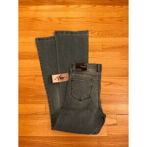 Sofia jeans Melissa flare high rise size 2 NEW NWT